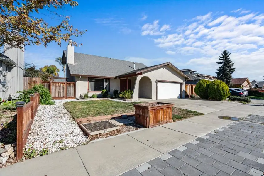 60 Knight Lane, Hollister, CA 95023 - Image #3
