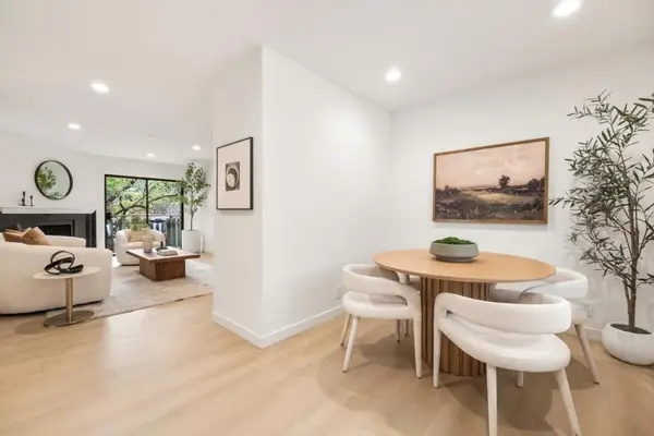 1070 Mercedes Avenue #24, Los Altos, CA 94022