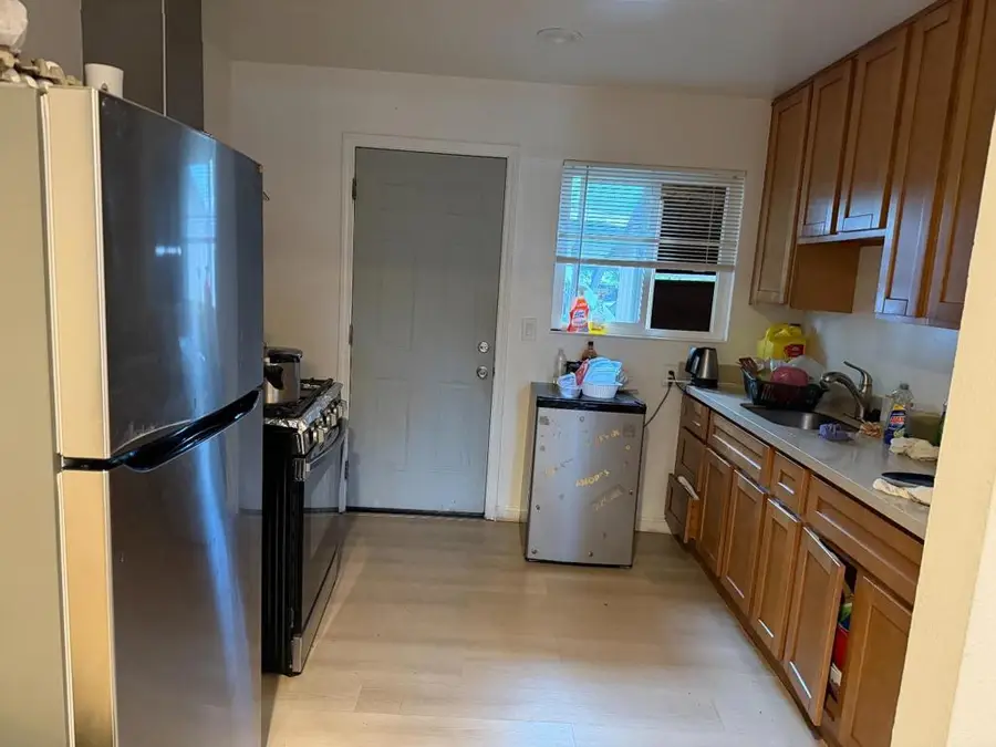 1704 Dutton Avenue, Santa Rosa, CA 95407 - Image #2