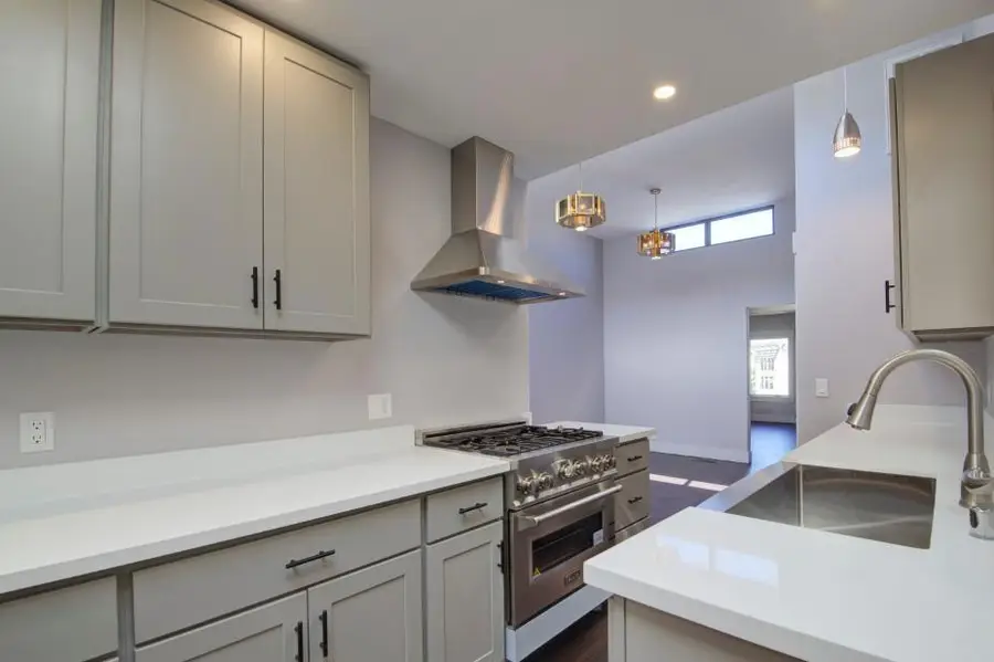 649651 Francisco St, San Francisco, CA 94133 - Image #3