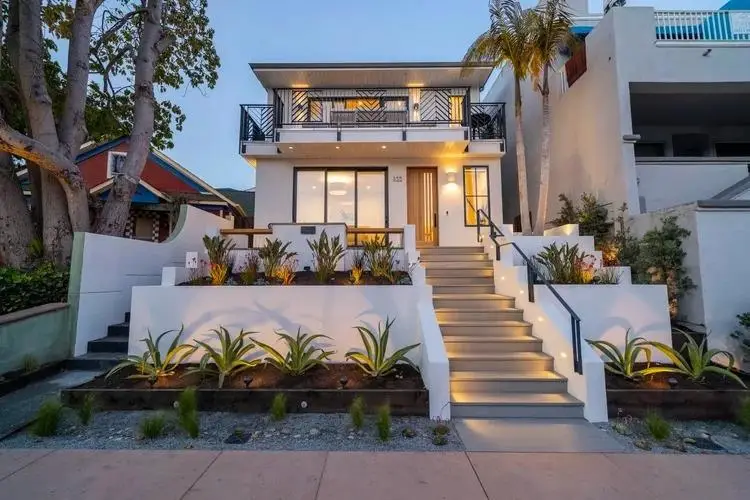 322 Capitola Avenue, Capitola, CA 95010 - Image #1