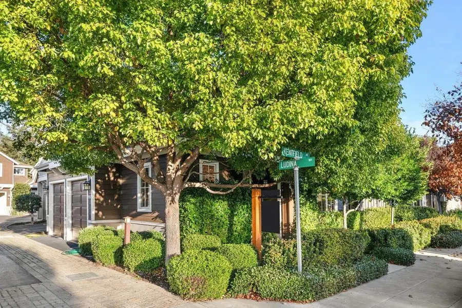 1587 Kentfield Avenue, Redwood City, CA 94061 - Image #2