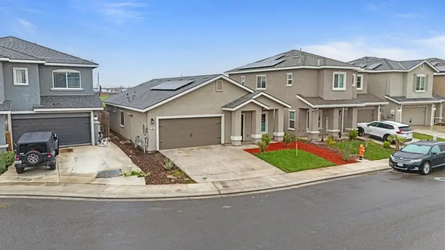 683 Granada Court, Merced, CA 95341 - Image #2