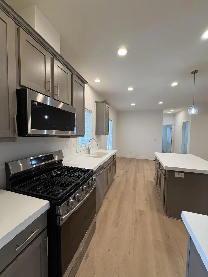 1099 38th Ave, Santa Cruz, CA 95062 - Image #3