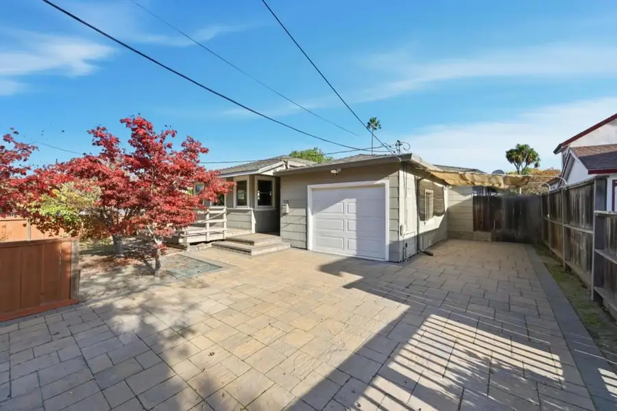 976 2nd Avenue, Redwood City, CA 94063 - Image #2