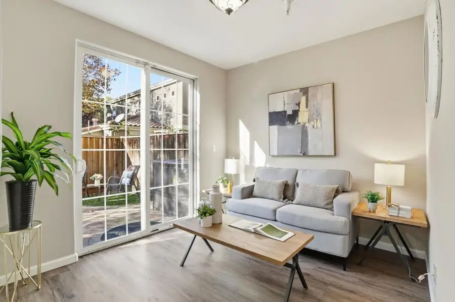 652 Harrison Terrace, San Jose, CA 95125 - Image #2