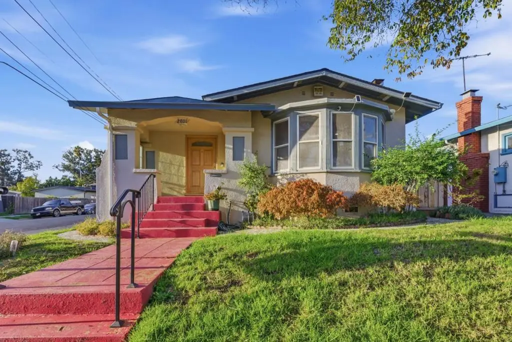 2801 Bartlett Street, Oakland, CA 94602 - Image #1