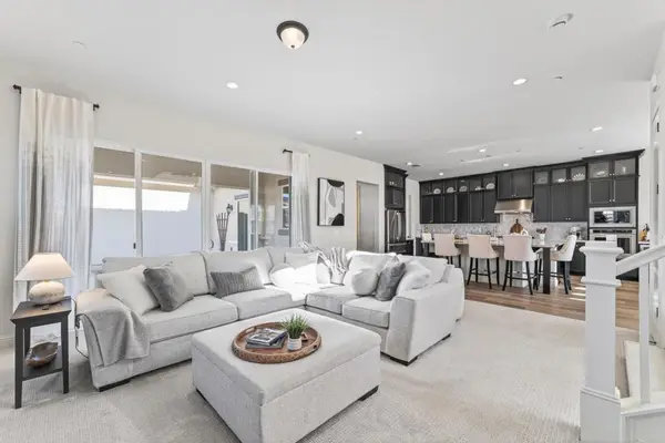 585 Santa Lucia Way, Marina, CA 93933