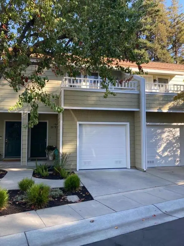 201 Ada Avenue #25, Mountain View, CA 94043