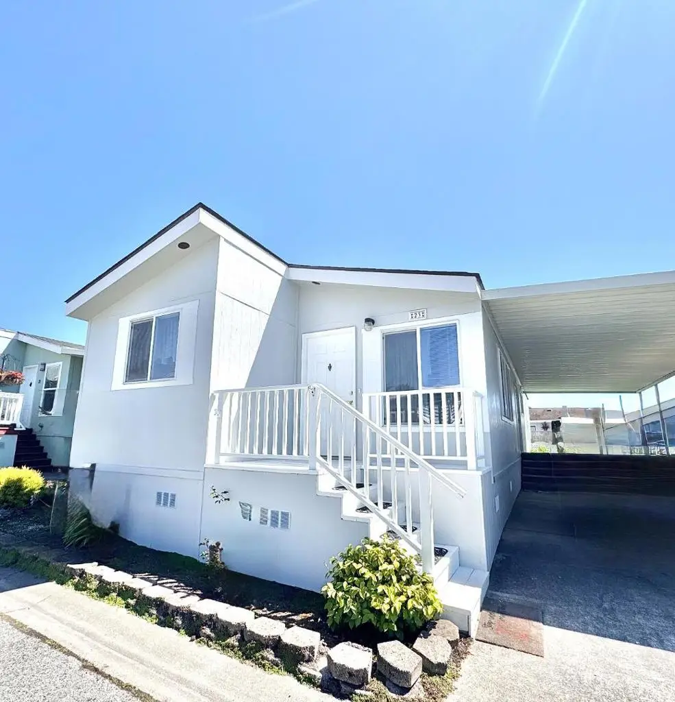 23 Sea Breeze Drive, Half Moon Bay, CA 94019 - Image #1