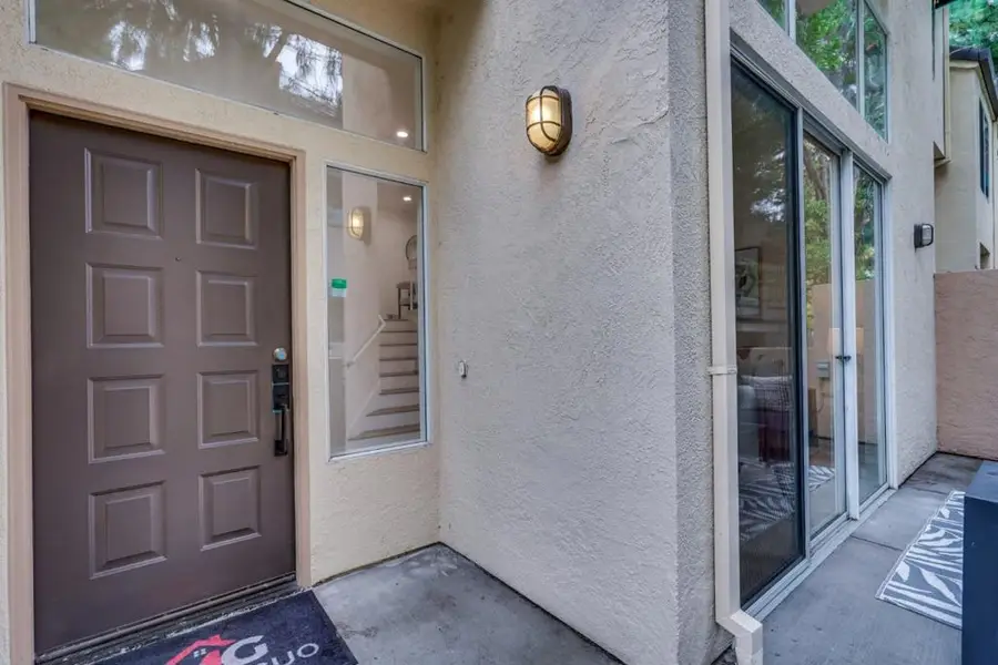 426 Galleria Drive #UNIT 8, San Jose, CA 95134 - Image #2