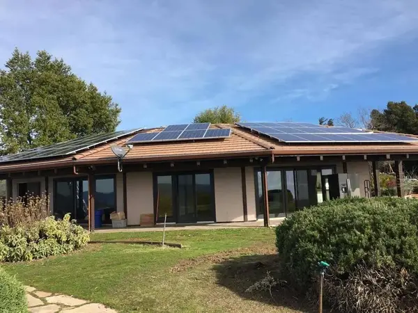 25300 Loma Prieta Avenue, Los Gatos, CA 95033