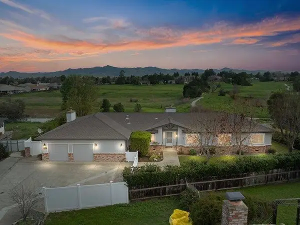 65 Ray Circle, Hollister, CA 95023