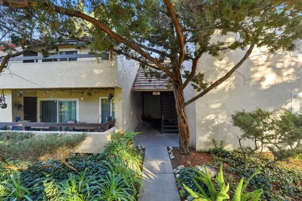 285 Tradewinds Drive #6, San Jose, CA 95123