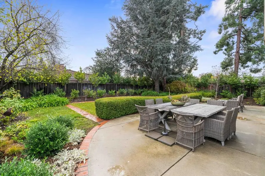 999 Hayman Place, Los Altos, CA 94024 - Image #2