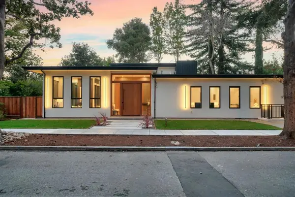 90 Crescent Drive, Palo Alto, CA 94301