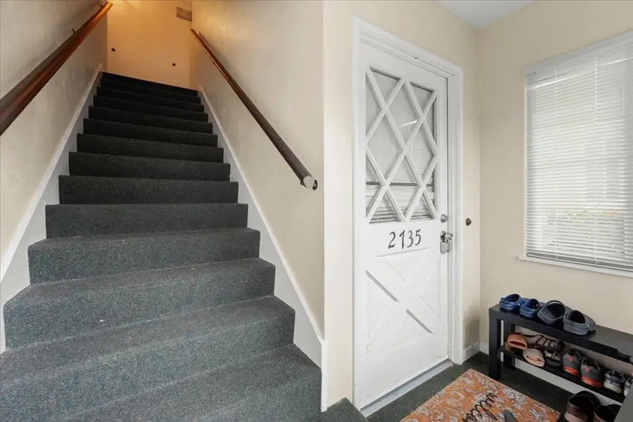 2735 Byron Street, Palo Alto, CA 94306 - Image #3