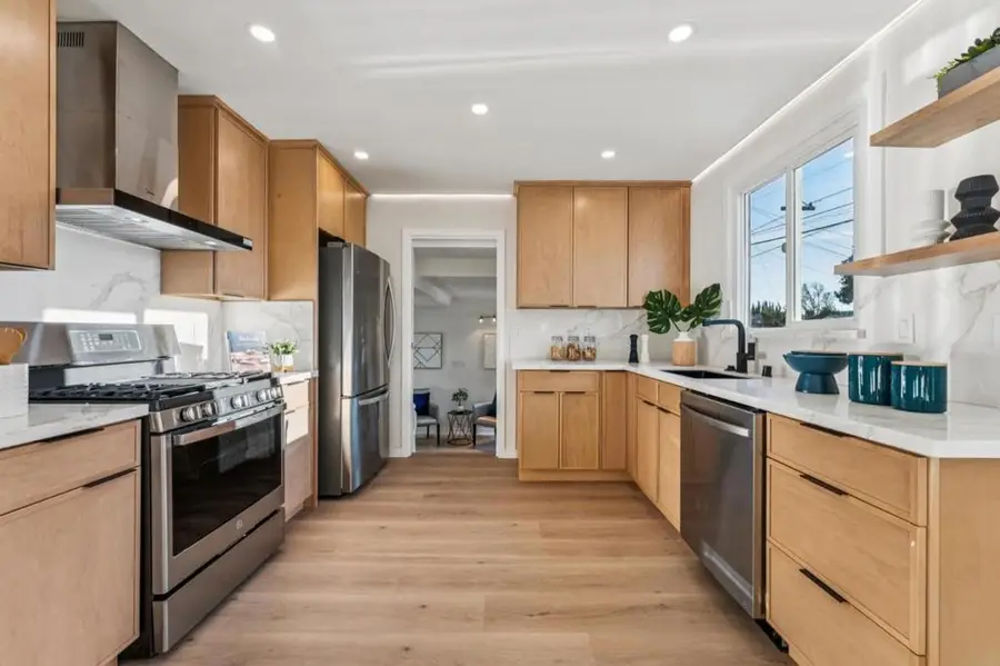 584 Warden Avenue, San Leandro, CA 94577 - Image #3