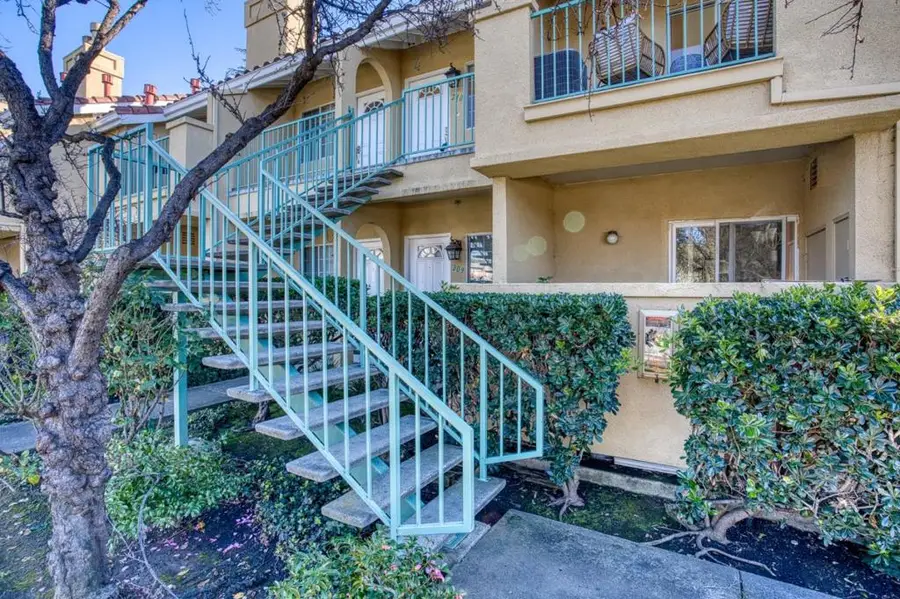 210 Sunnyhills Court, Milpitas, CA 95035 - #3