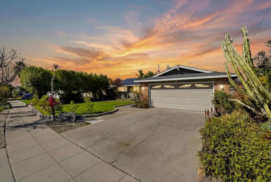 1571 Rebel Way, San Jose, CA 95118 - #2