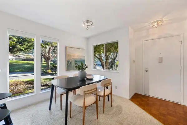 1055 Oddstad Boulevard, Pacifica, CA 94044