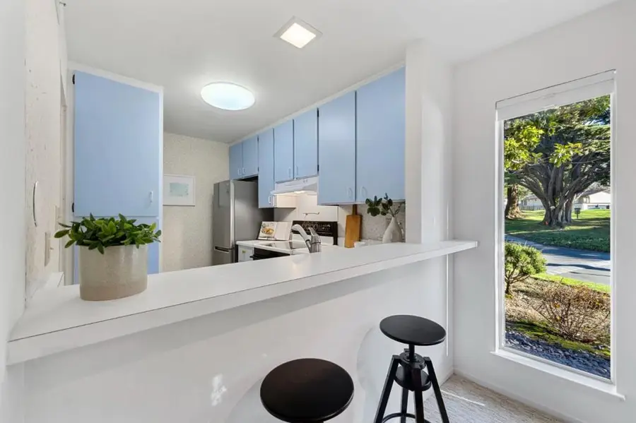 1055 Oddstad Boulevard, Pacifica, CA 94044 - Image #3