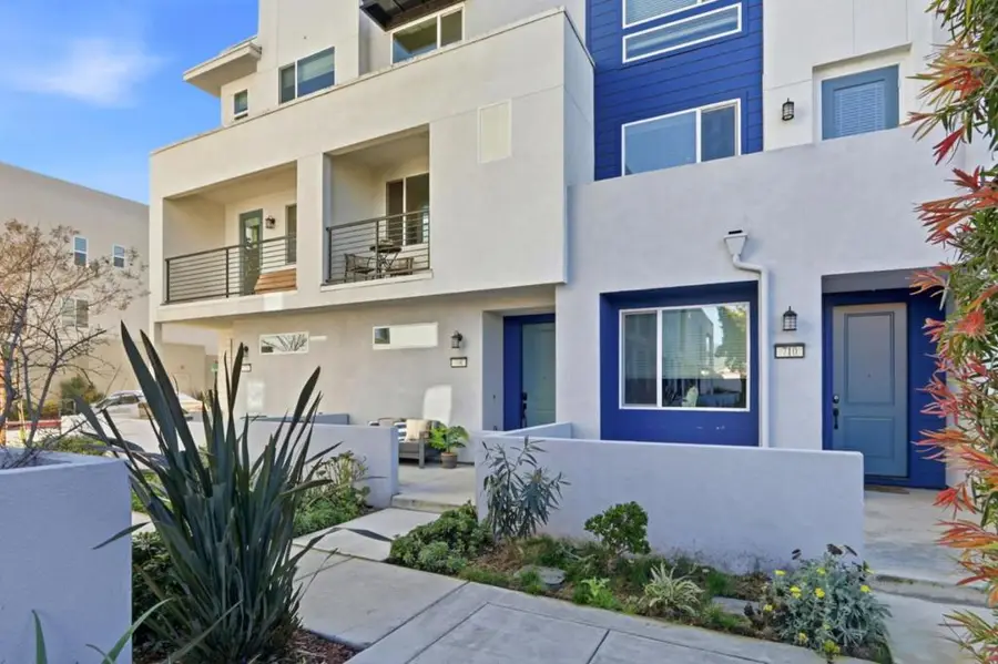 706 Fruit Ranch Loop, San Jose, CA 95133 - Image #3