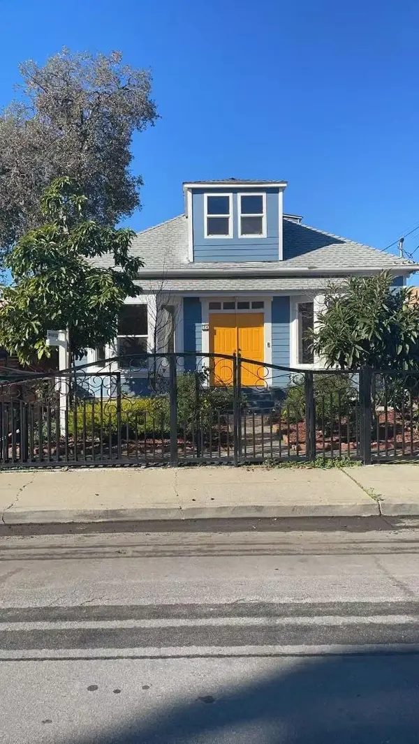 31 Northumberland Avenue, Redwood City, CA 94063