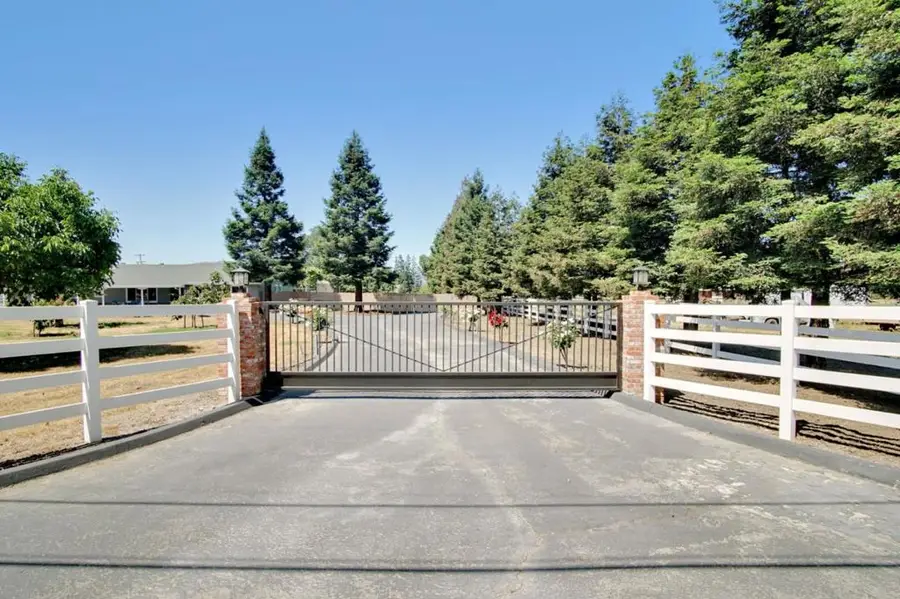 8875 New Avenue, Gilroy, CA 95020 - #3