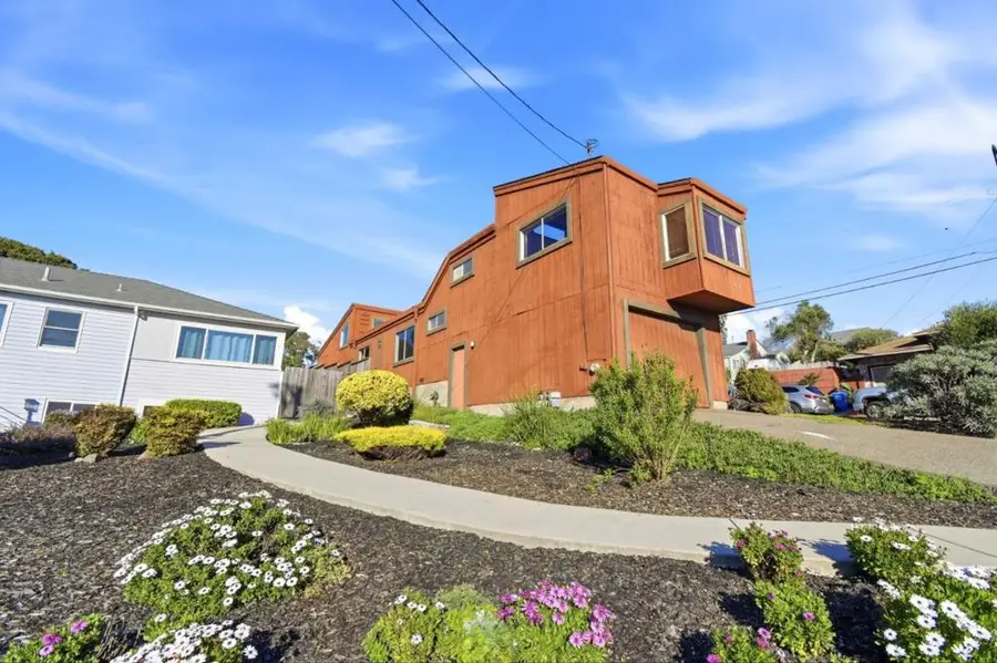 323 Humboldt Street, Richmond, CA 94805 - Image #3