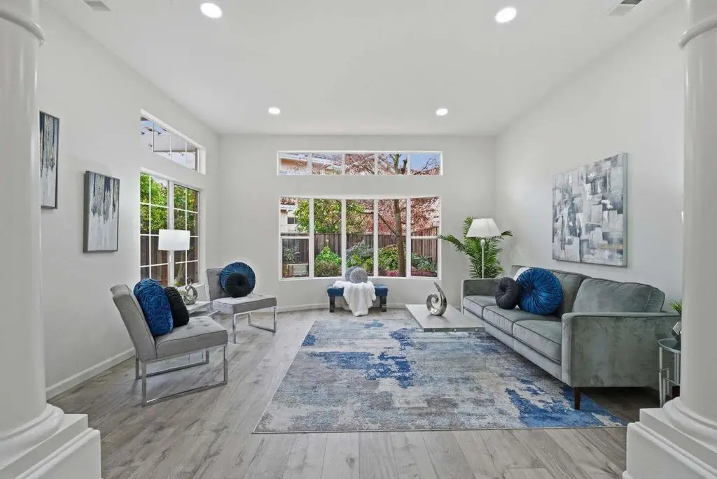 2207 Vizcaya Circle, Campbell, CA 95008 - Image #1