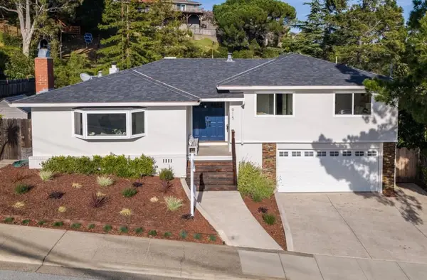 915 Crestview Drive, San Carlos, CA 94070