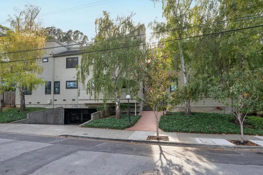 733 Fairfield Road #10, Burlingame, CA 94010 - Image #2