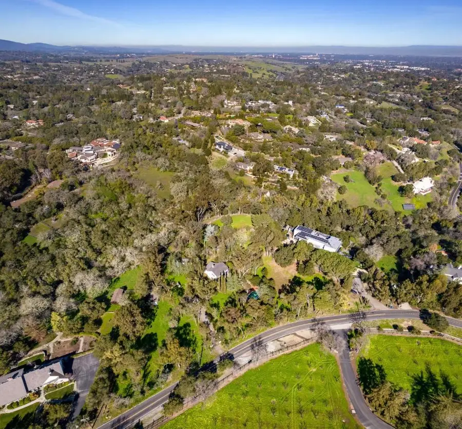 26737 Taaffe Road, Los Altos Hills, CA 94022 - Image #3