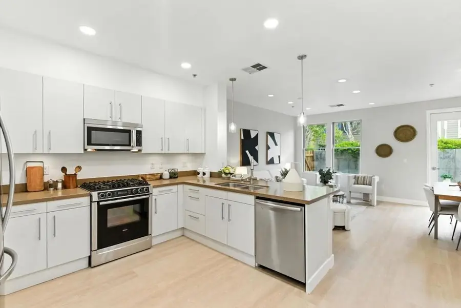 866 Altaire Walk, Palo Alto, CA 94303 - #3