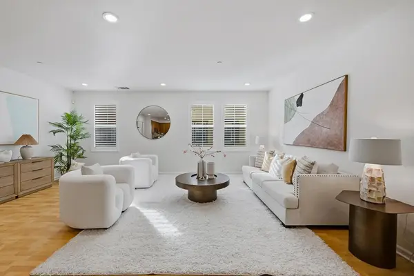 969 Mente Linda Loop, Milpitas, CA 95035