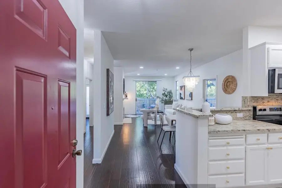 250 Santa Fe Terrace #115, Sunnyvale, CA 94085 - Image #2