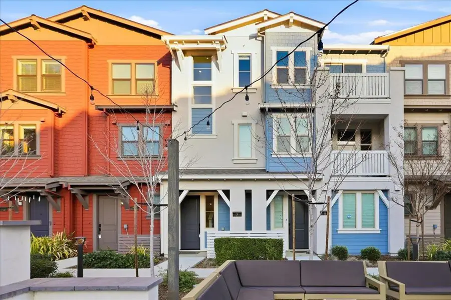 921 Magnolia Terrace #7, Sunnyvale, CA 94086 - Image #3