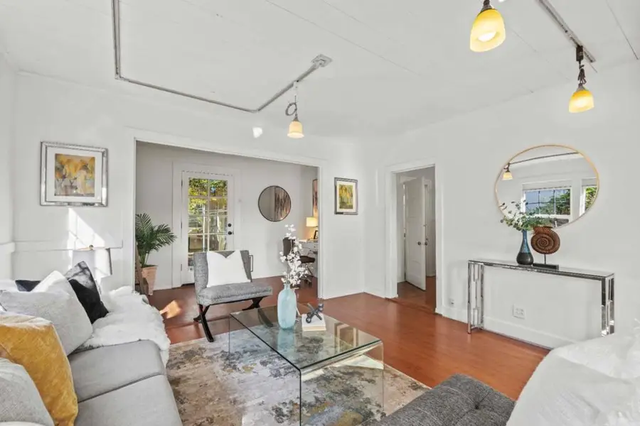 870 College Avenue, Palo Alto, CA 94306 - Image #3