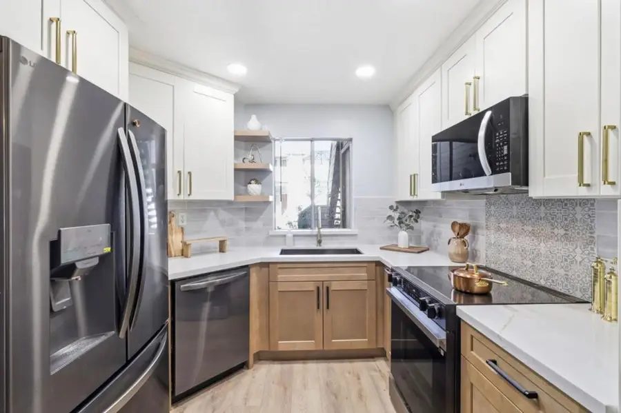 542 Shadowgraph Drive, San Jose, CA 95110 - #3