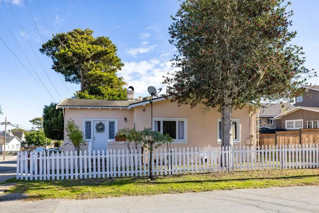 851 Laurel Avenue, Pacific Grove, CA 93950 - #1