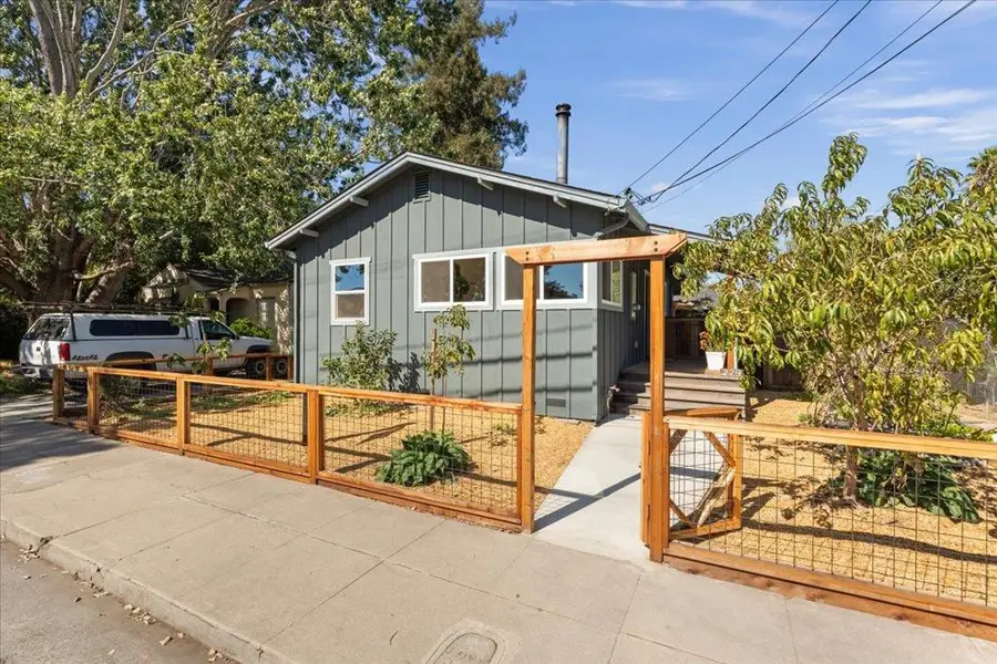 229 Coulson Avenue, Santa Cruz, CA 95060 - #2