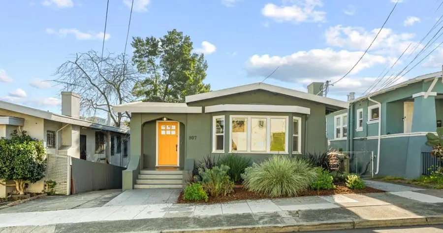 807 Brooklyn Avenue, Oakland, CA 94606 - #2