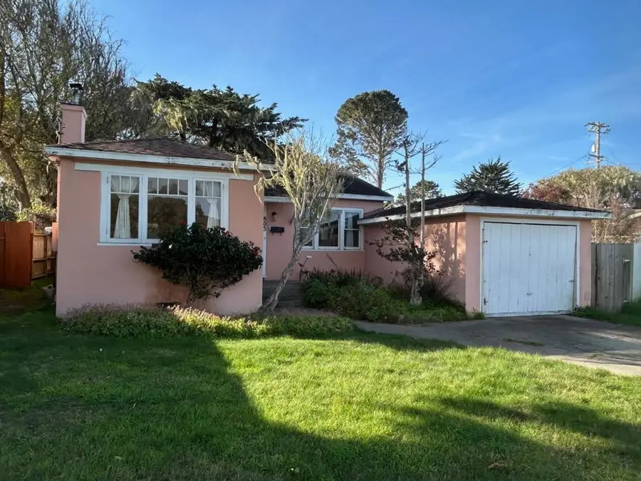 805 Sinex Avenue, Pacific Grove, CA 93950 - #2