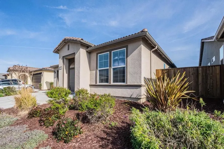 581 Segovia Drive, Hollister, CA 95023 - Image #2