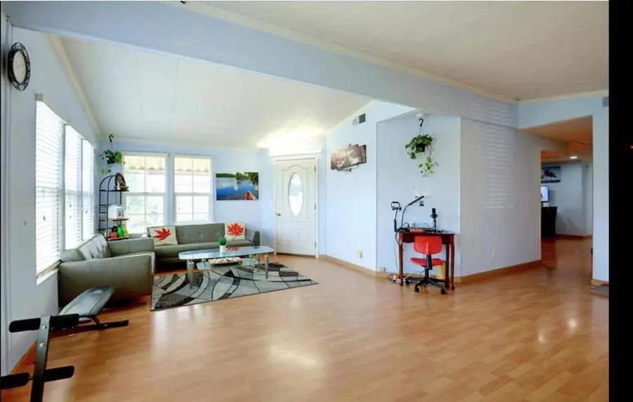 401 Chateau La Salle, San Jose, CA 95111 - Image #3