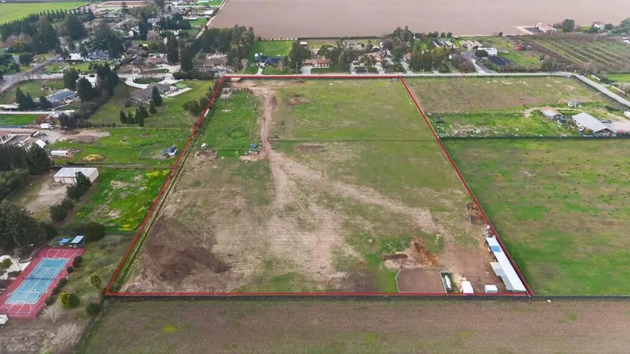 214 Scheller Avenue, Morgan Hill, CA 95037 - Image #2