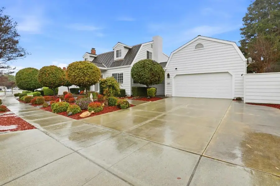 9130 Rancho Hills Drive, Gilroy, CA 95020 - #2