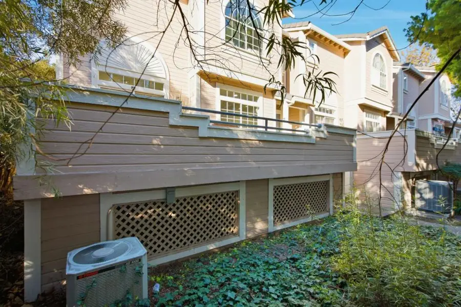 2434 Nobili Avenue, Santa Clara, CA 95051 - #2