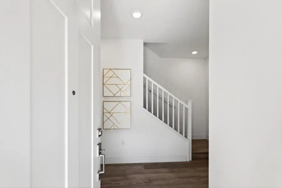 2268 Mora Place, Mountain View, CA 94040 - Image #2